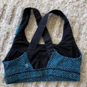 lululemon athletica Teal & Black Cross-Back Sports Bra